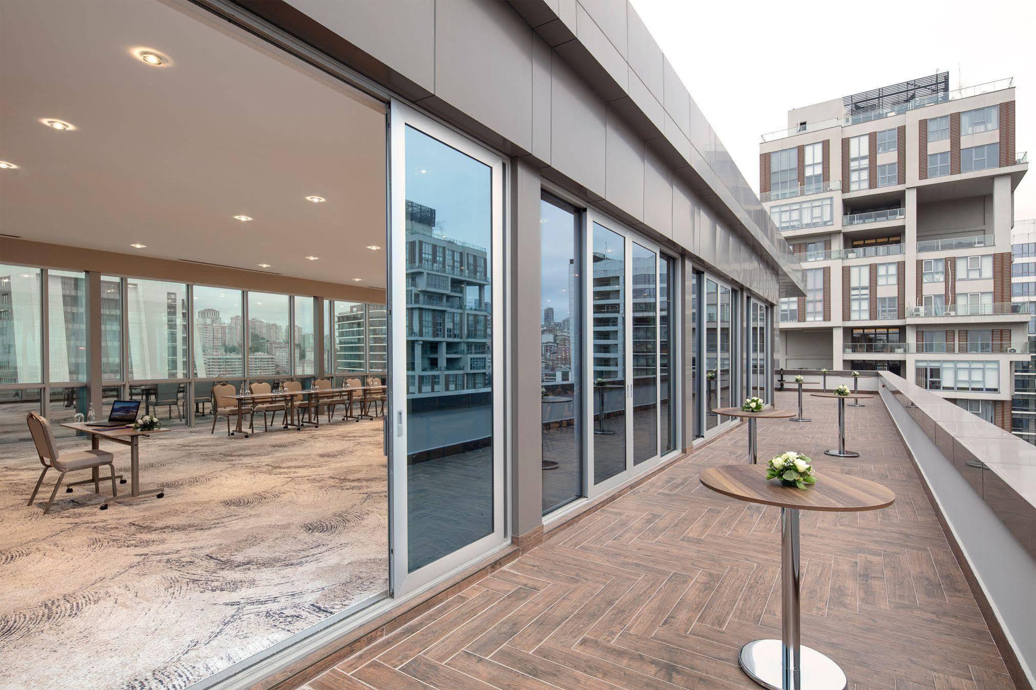 Delta Hotels By Marriott Istanbul Vadi Exterior foto
