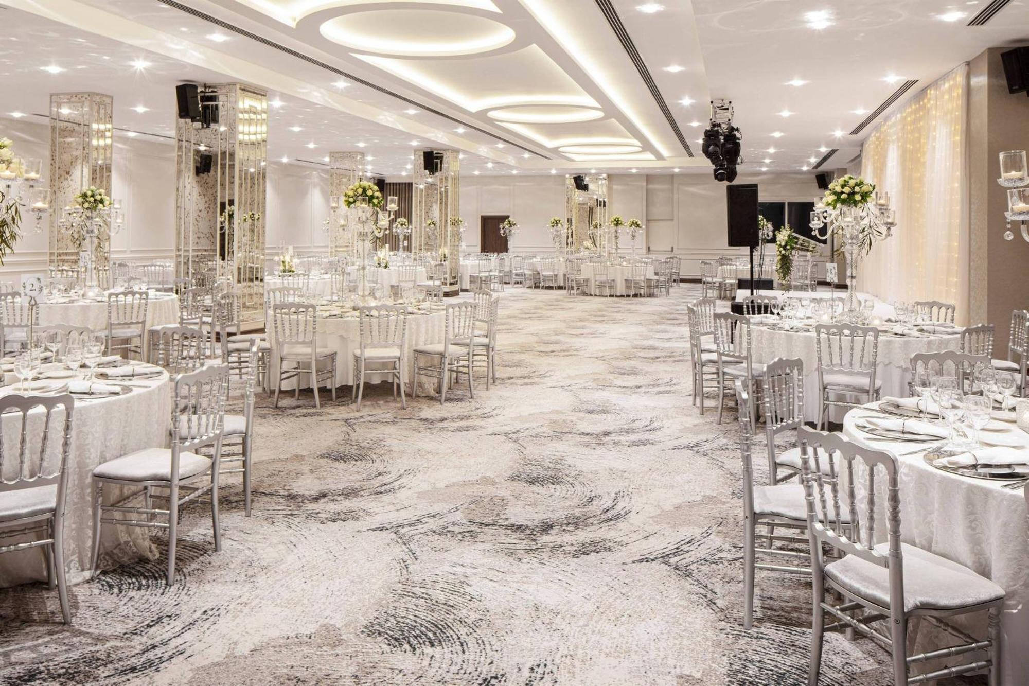 Delta Hotels By Marriott Istanbul Vadi Exterior foto