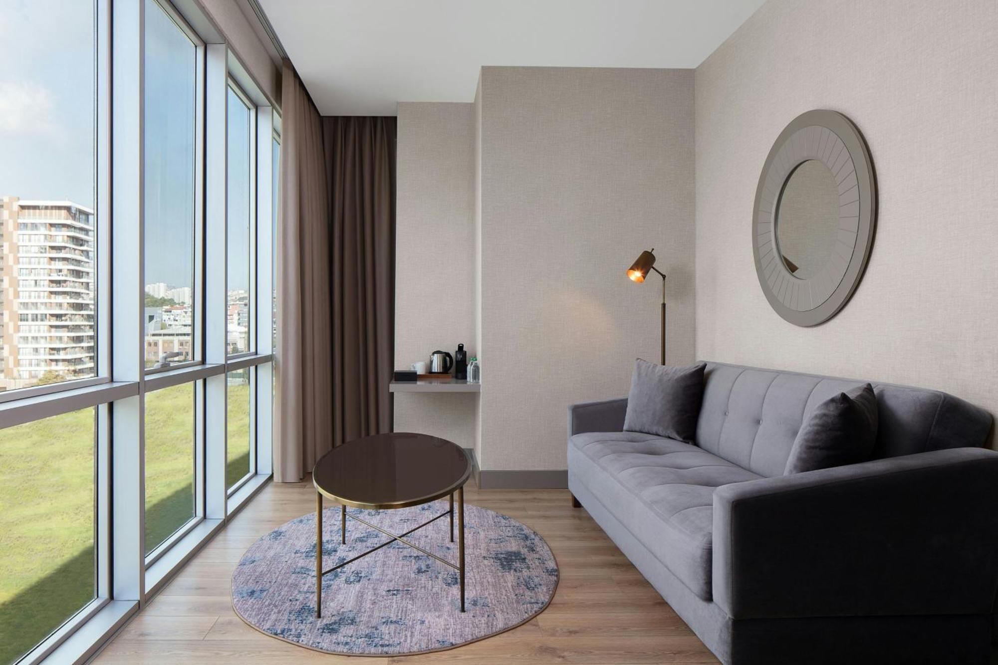 Delta Hotels By Marriott Istanbul Vadi Exterior foto
