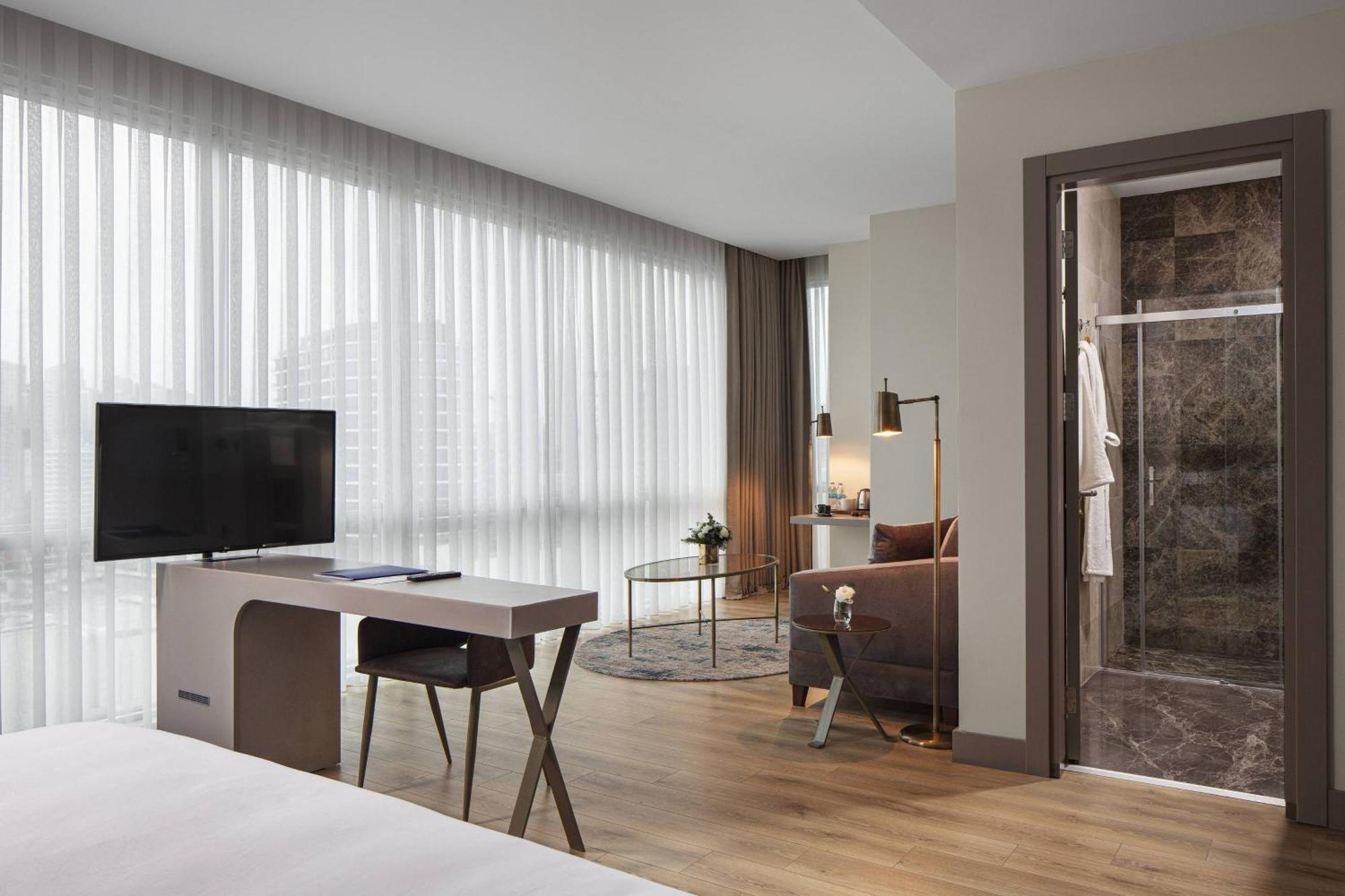 Delta Hotels By Marriott Istanbul Vadi Exterior foto