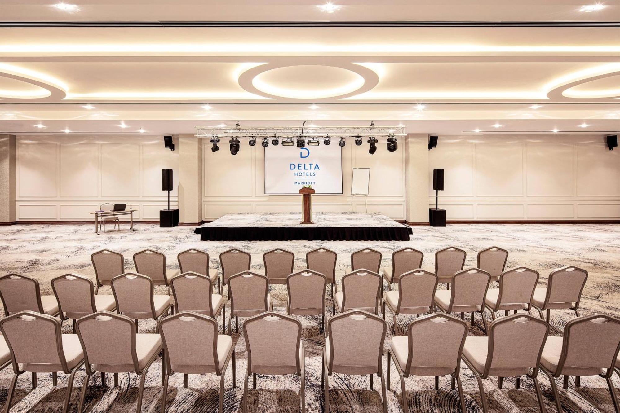 Delta Hotels By Marriott Istanbul Vadi Exterior foto