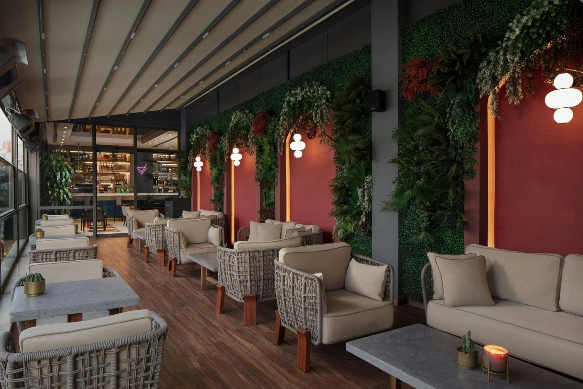 Delta Hotels By Marriott Istanbul Vadi Exterior foto